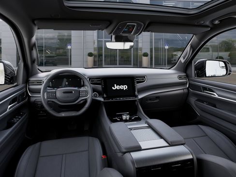 New 2025 Jeep Wagoneer L Series II image 37
