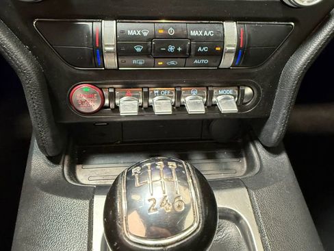 Used 2022 Ford Mustang GT w/ GT Performance Package RWD image 14