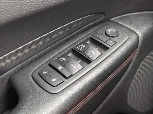 Used 2025 Dodge Durango GT AWD/4WD image 26