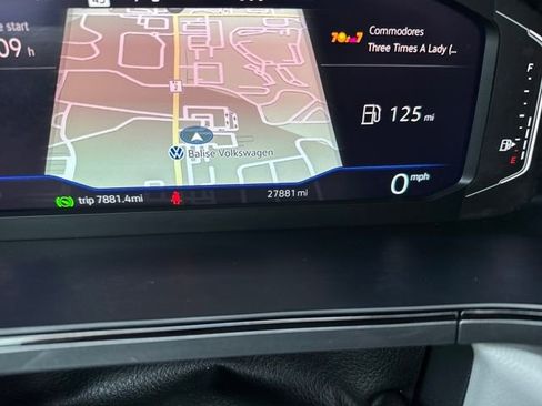 Certified 2023 Volkswagen Taos SEL image 23