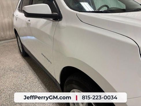 Used 2024 Chevrolet Equinox LT FWD image 8