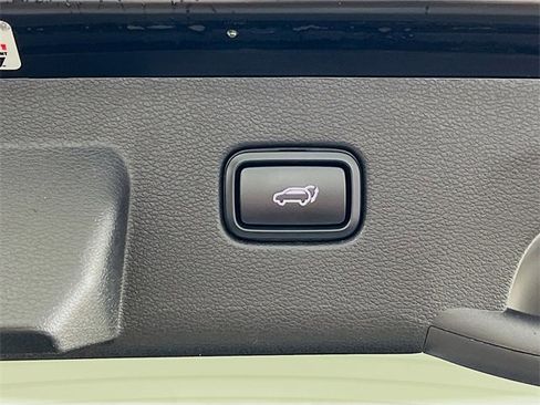 Used 2024 Kia Sportage SX image 28