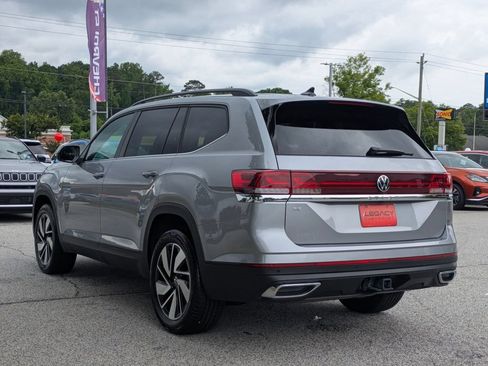 Used 2026 Volkswagen Atlas SE FWD image 6