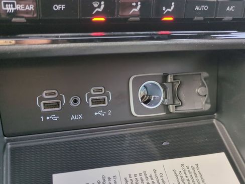 New 2025 Jeep Grand Cherokee L Altitude image 31