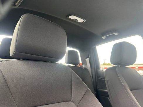 Used 2024 Chevrolet Colorado Trail Boss w/ Technology Package image 20