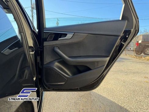 Used 2023 Audi A4 2.0T Premium Plus image 17