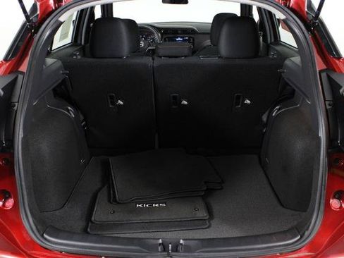 Certified 2024 Nissan Kicks SR FWD image 18