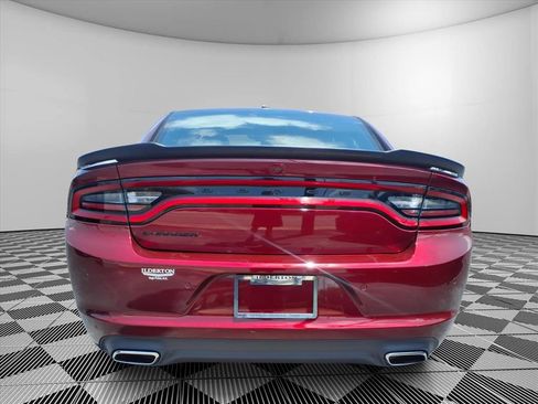 Used 2022 Dodge Charger SXT w/ Blacktop Package RWD image 25