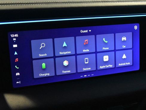 Used 2024 Porsche Macan 4 Electric image 13