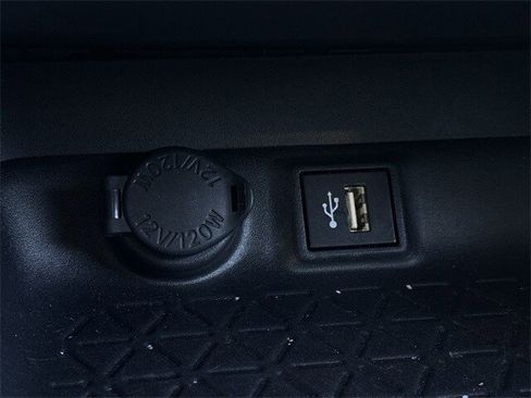 Used 2024 Toyota RAV4 XLE w/ Convenience Package image 22