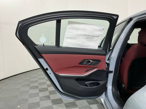 New 2026 BMW 330i Sedan w/ M Sport Package RWD image 24