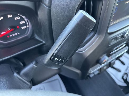 Used 2019 Chevrolet Silverado 1500 Custom image 18