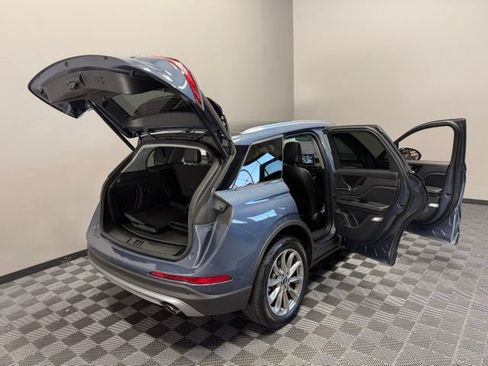 Used 2022 Lincoln Corsair AWD w/ Premium Package image 28