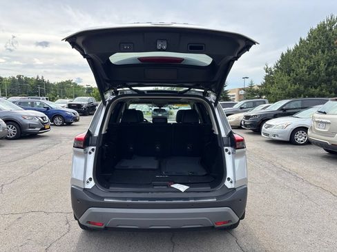 Certified 2023 Nissan Rogue SV w/ SV Premium B Package AWD/4WD image 7