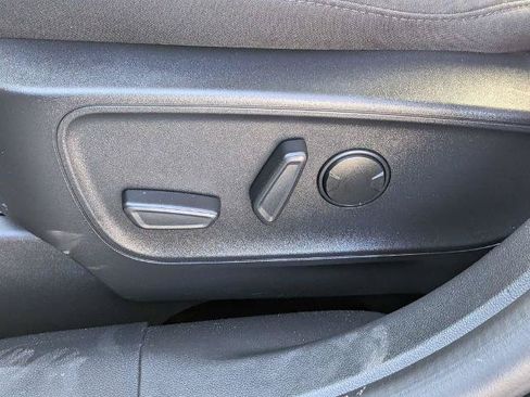 Certified 2024 Ford Escape Active FWD image 19