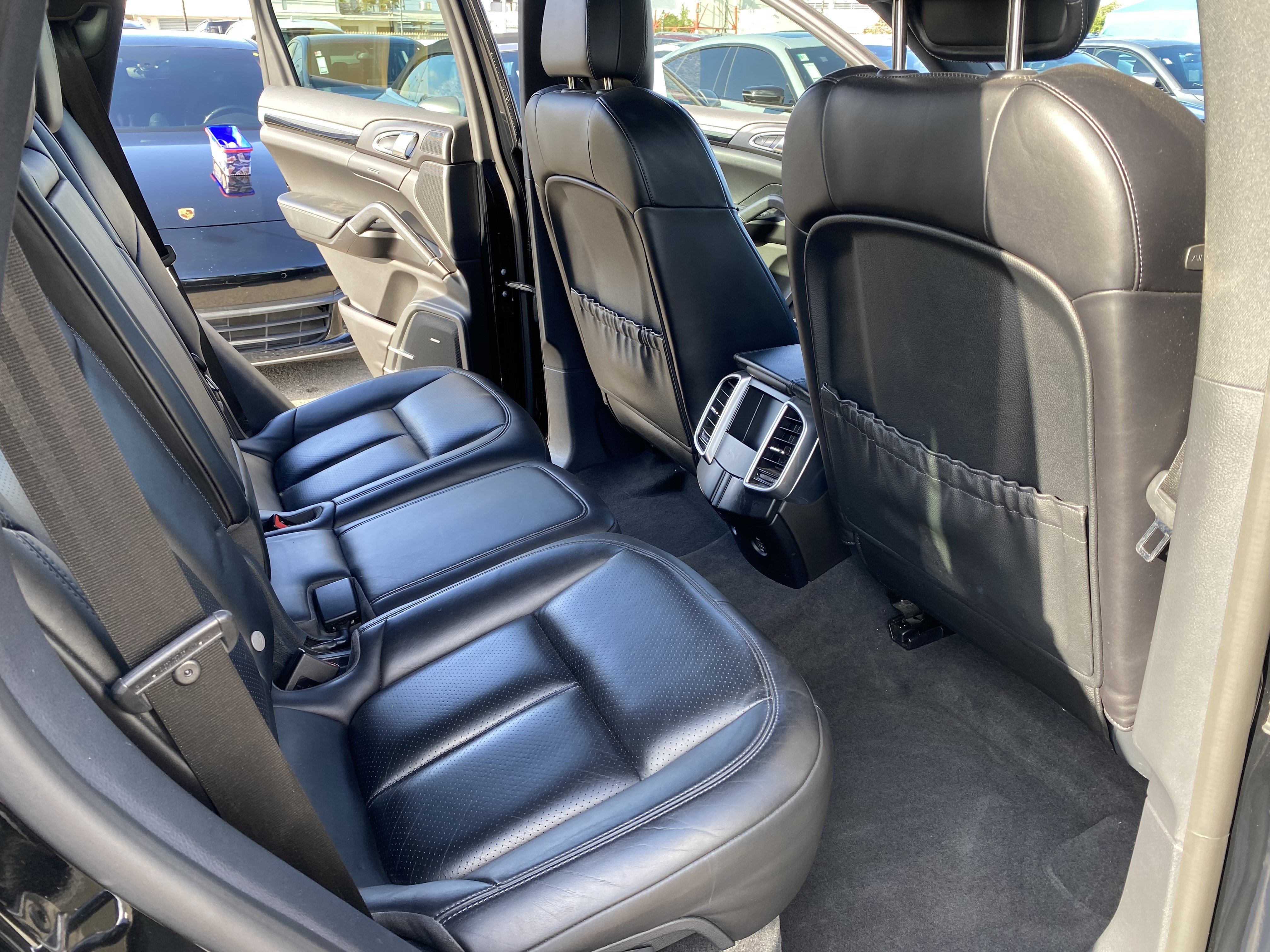 Used 2017 Porsche Cayenne S Platinum AWD/4WD image 19