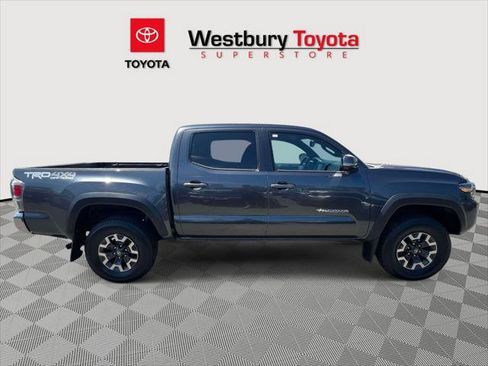Certified 2023 Toyota Tacoma TRD Off-Road AWD/4WD image 7