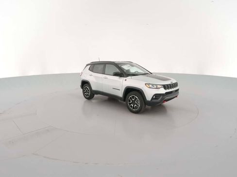 New 2026 Jeep Compass Trailhawk image 16