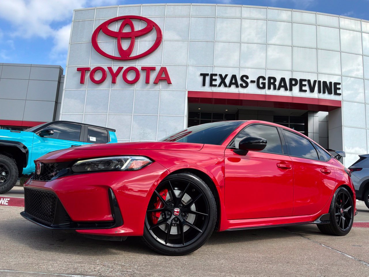 Used 2024 Honda Civic Type R image 2