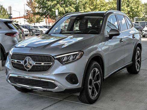 New 2026 Mercedes-Benz GLC 350e 4MATIC image 3