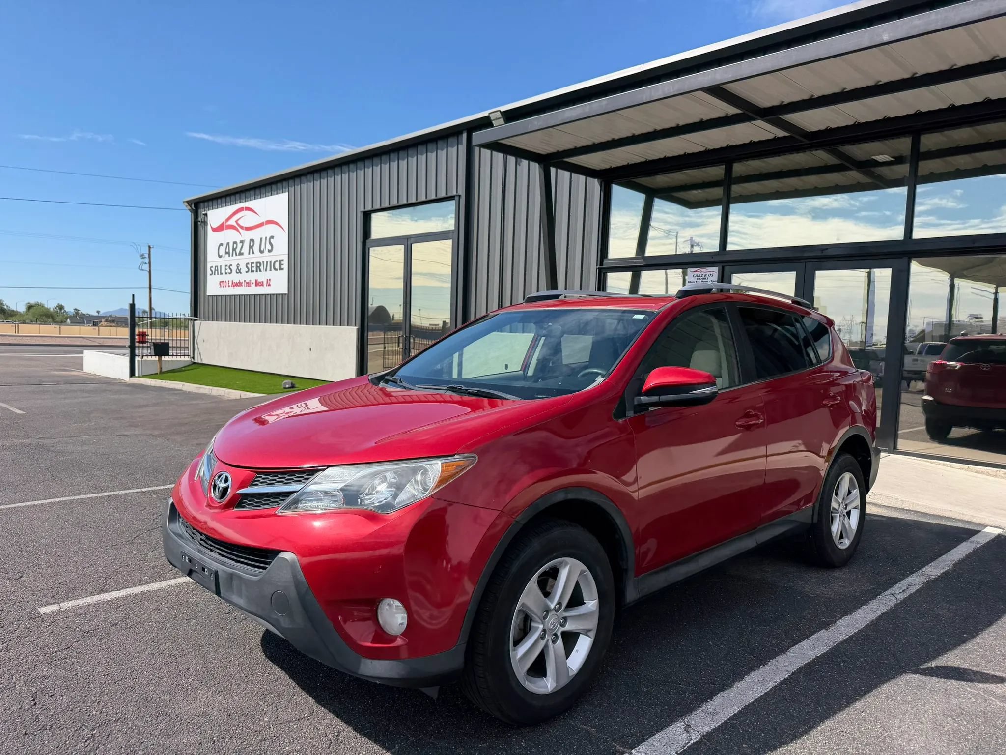 Used 2013 Toyota RAV4 XLE AWD/4WD image 3