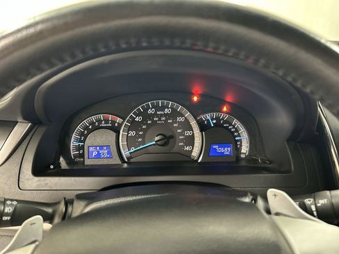 Used 2013 Toyota Camry SE image 13