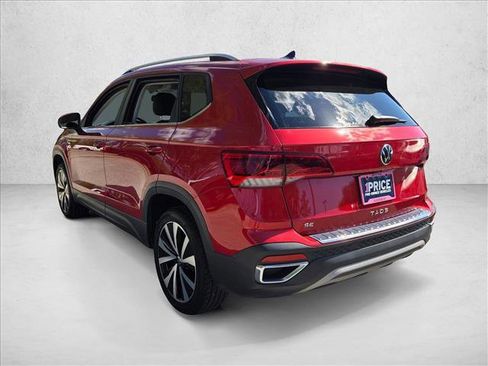 Used 2022 Volkswagen Taos SE image 7