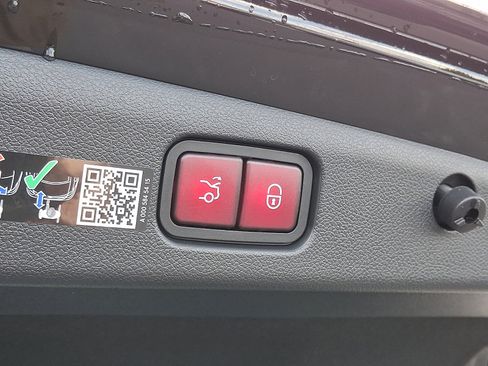 Used 2026 Mercedes-Benz E 350 E 350 image 24