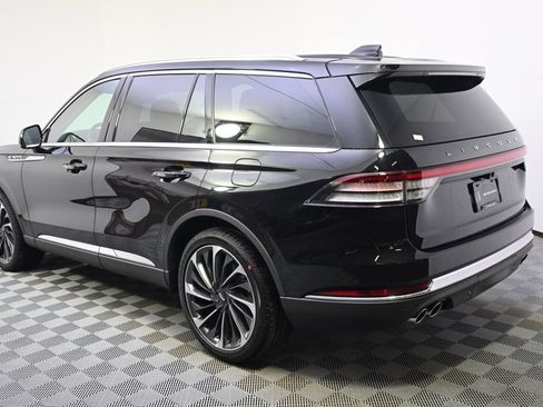 New 2026 Lincoln Aviator Reserve AWD/4WD image 3