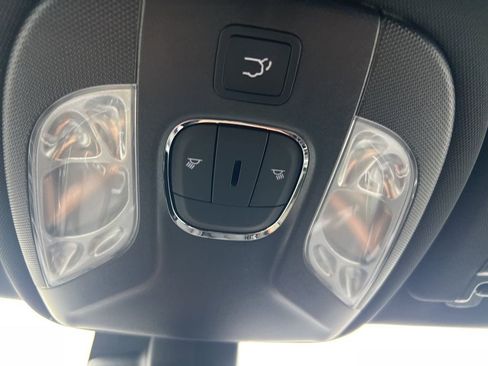 New 2026 Jeep Compass Limited image 33