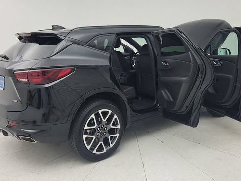 Certified 2025 Chevrolet Blazer RS FWD image 12