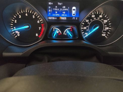 Used 2017 Ford Escape Titanium AWD/4WD image 23