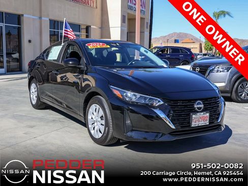 Used 2025 Nissan Sentra S image 2