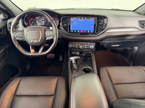 Certified 2025 Dodge Durango GT image 12