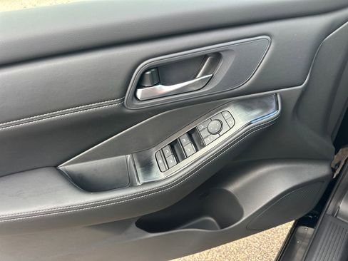 New 2026 Nissan Rogue SV image 10