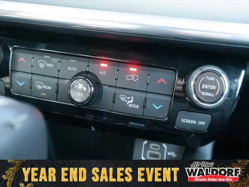 Used 2024 Jeep Compass Limited image 20