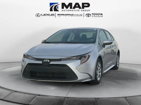Used 2024 Toyota Corolla LE image 1