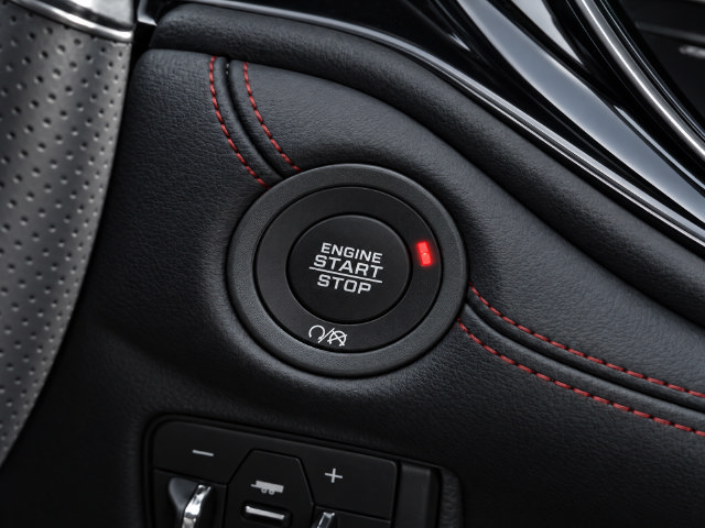 Used 2024 Dodge Durango GT RWD image 16