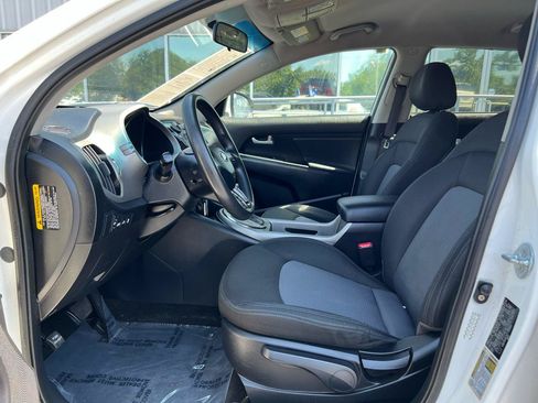 Used 2015 Kia Sportage LX FWD image 11