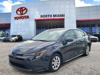 Used 2025 Toyota Corolla LE video 2