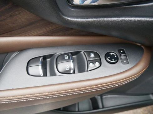 Certified 2024 Nissan Murano Platinum w/ Cargo Package image 15