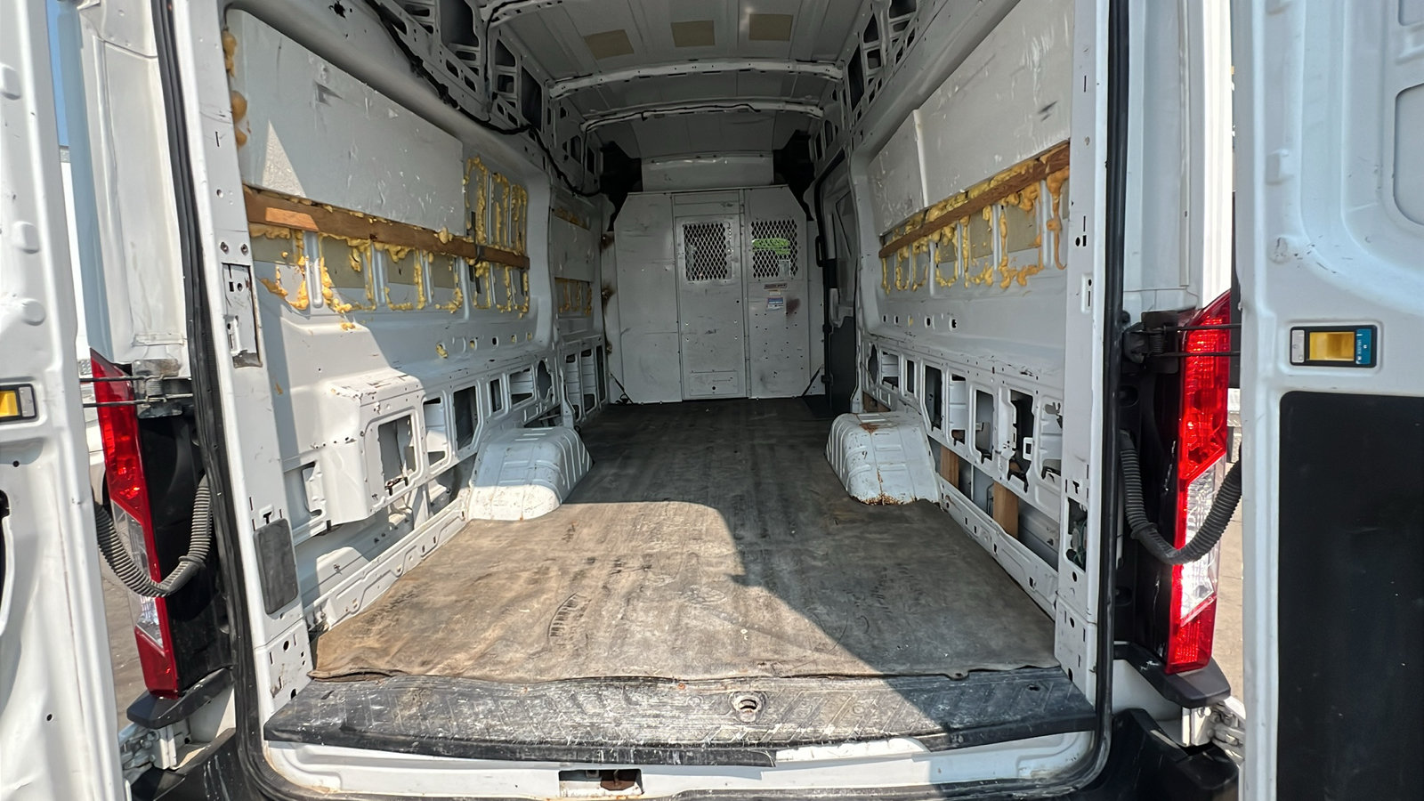 Used 2015 Ford Transit 350 148 High Roof Extended DRW RWD image 13