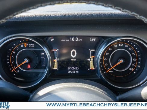 Used 2023 Jeep Gladiator Sport S image 25