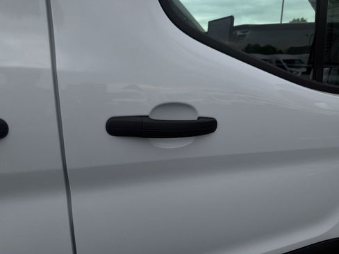 New 2026 Ford Transit 250 148 Medium Roof RWD image 16