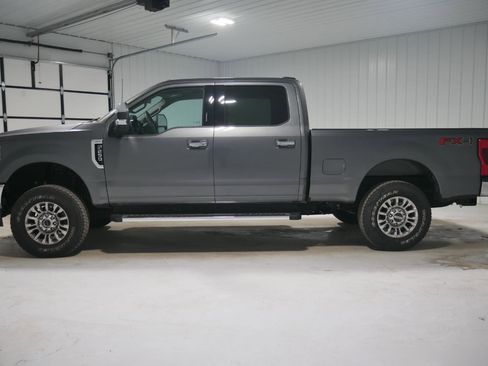 Certified 2022 Ford F250 XLT w/ XLT Premium Package image 8