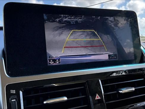 Used 2022 Lexus GX 460 Premium w/ Premium Package image 23