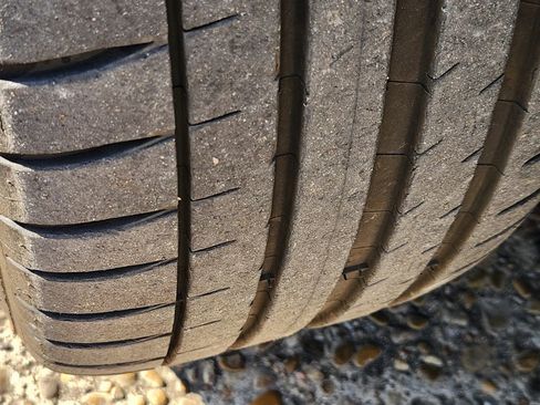 Used 2025 Genesis G70 3.3T Advanced w/ Sport Prestige Package image 11