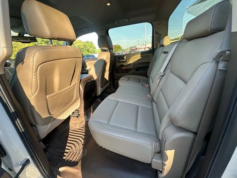 Used 2015 GMC Sierra 1500 SLT w/ SLT Crew Cab Value Package image 30