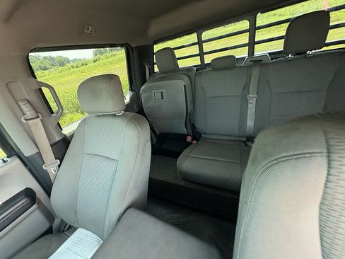 Used 2017 Ford F250 XLT w/ XLT Premium Package AWD/4WD image 33