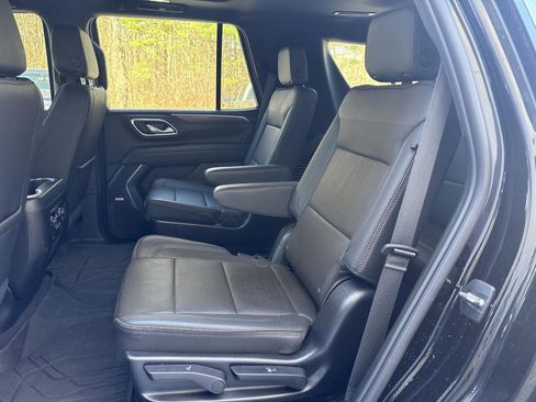 Used 2024 Chevrolet Tahoe High Country w/ Premium Package AWD/4WD image 13